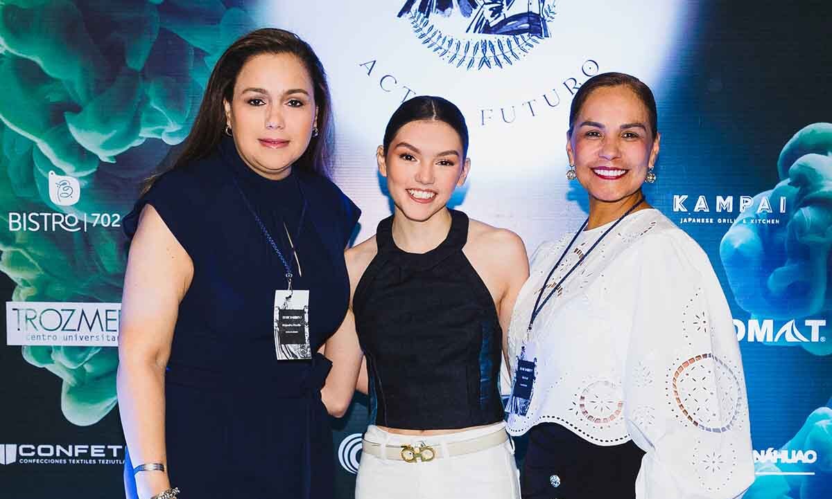 Alejandra Murillo, Ivanna García e Iris Leal