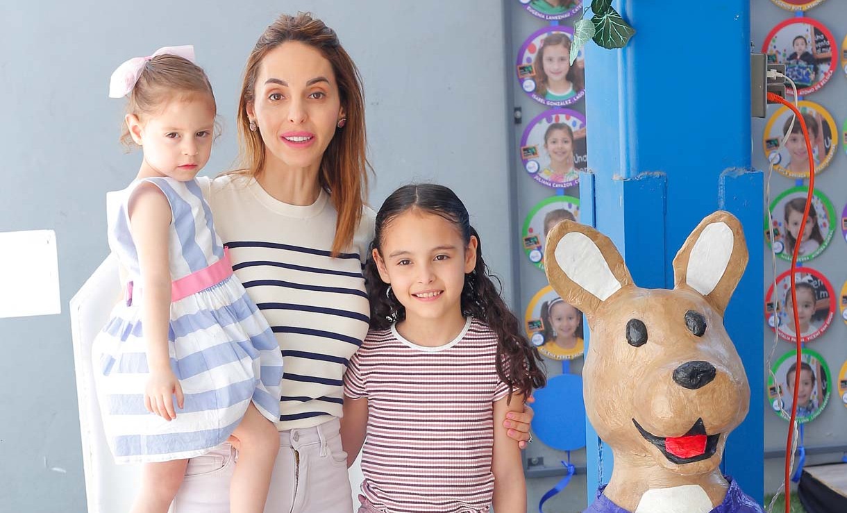 Esthela Romo, Paulina Gutiérrez y Valeria Gutiérrez