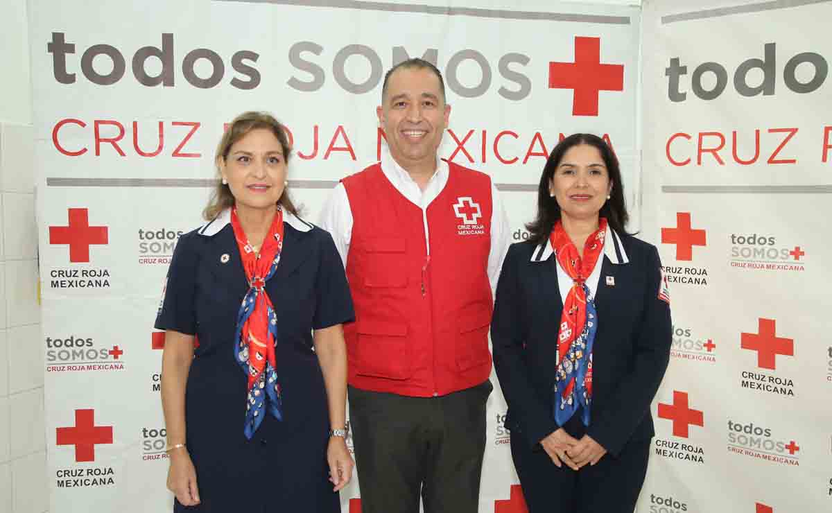 Nelba Ramírez de Garza, Rogelio Ayala y Mónica Díaz de Zambrano / Fotos: Roberto Alvarado