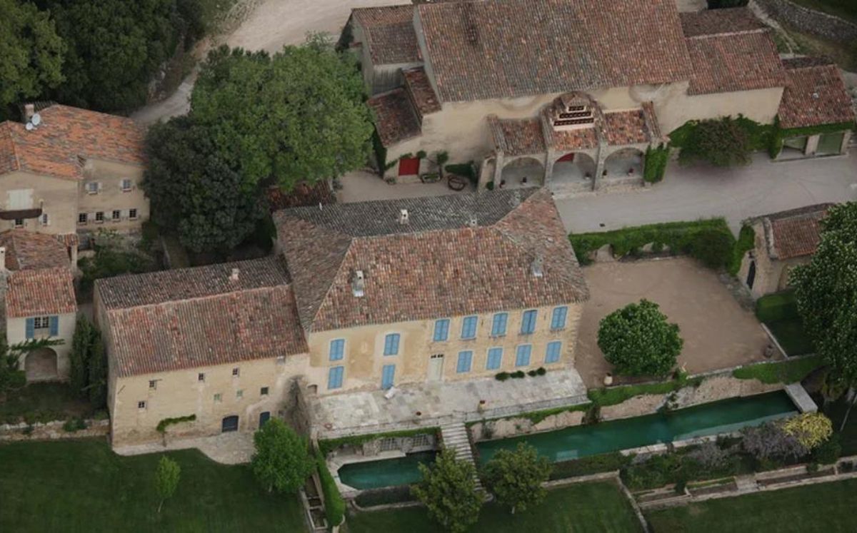 Brad Pitt: ¿Cómo es la casa en la que dejó que su vecino viviera?