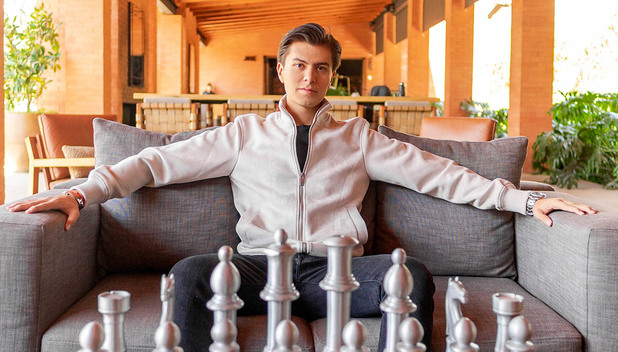 Javier Albarrán, al frente de JUNC, busca fomentar el emprendimiento entre jóvenes