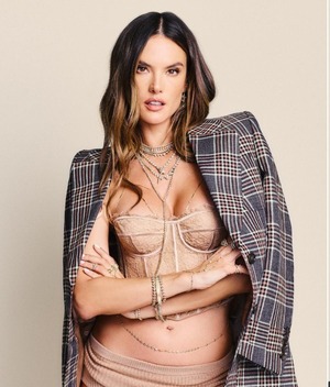 Alessandra Ambrosio: Rutina para ejercitarse como supermodelo (Foto: Instagram)