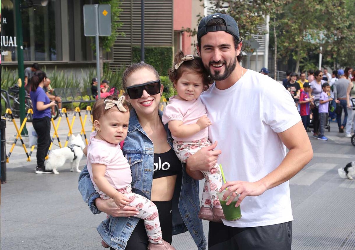 Domenika Blázquez, Sofía Salinas, Loretta Blázquez y Mario Blázquez