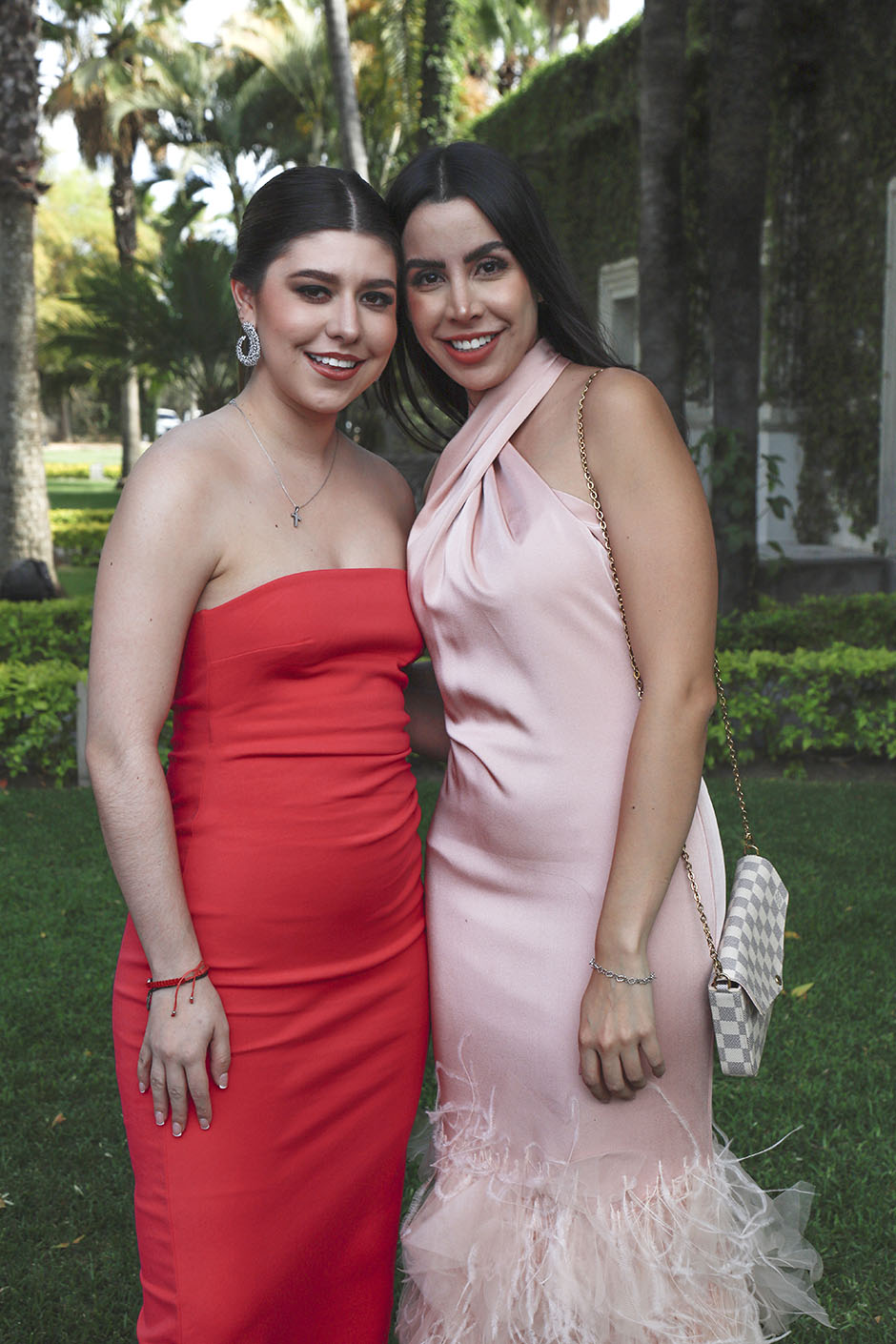 Karen Sandoval y Eli Vallejo