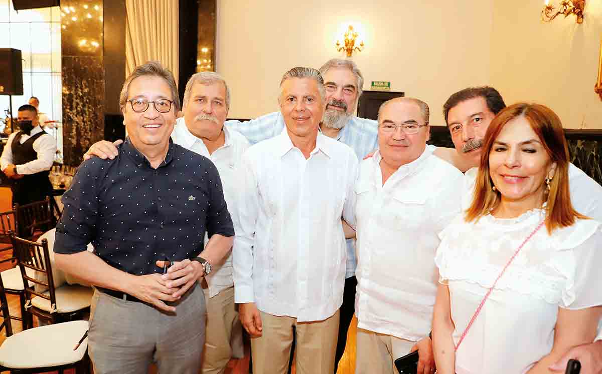 Alfredo Vargas, León Enrique Aragón, Jorge Martínez, jesús nader, Carlos Gómez , Andrés Simón Sánchez y María Eugenia de Simón / Foto: José Chang