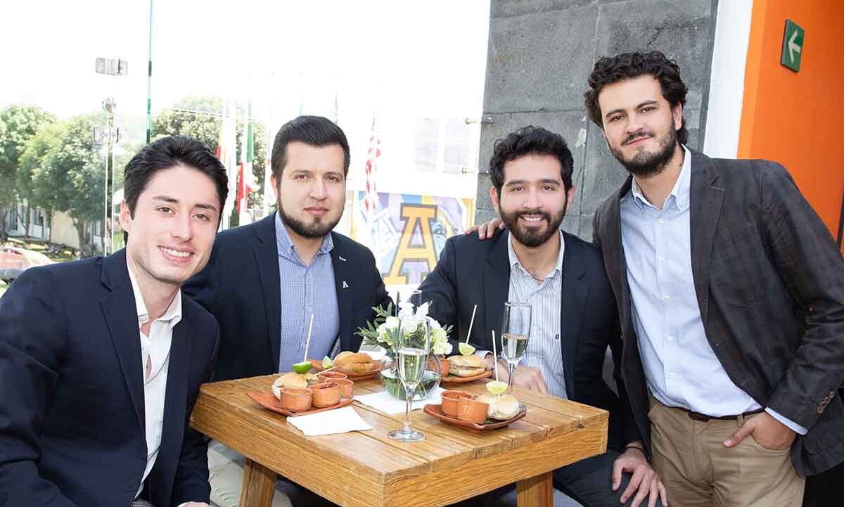 José Pablo Jiménez, Jonathan Molina, Miguel Gutiérrez y Rodrigo Peniche