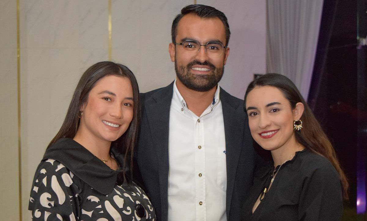 María González, Astrik Eguiluz y Samantha Eguiluz