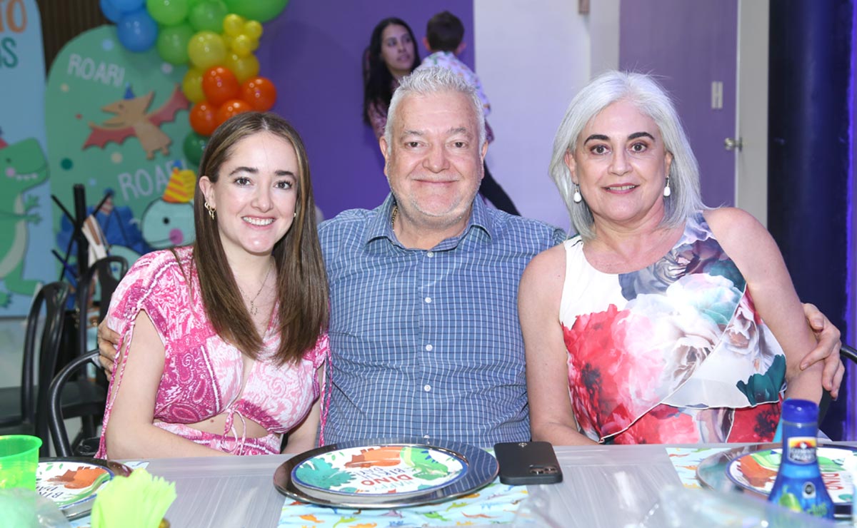 Cointa, Leopoldo y Olivia