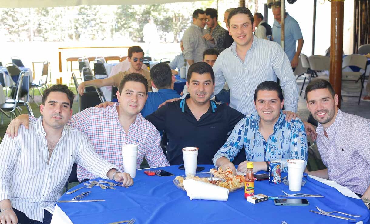 David Gonzalez, Miguel Garza, Andrés Martínez, Hector Gutierrez y Javier Rubio