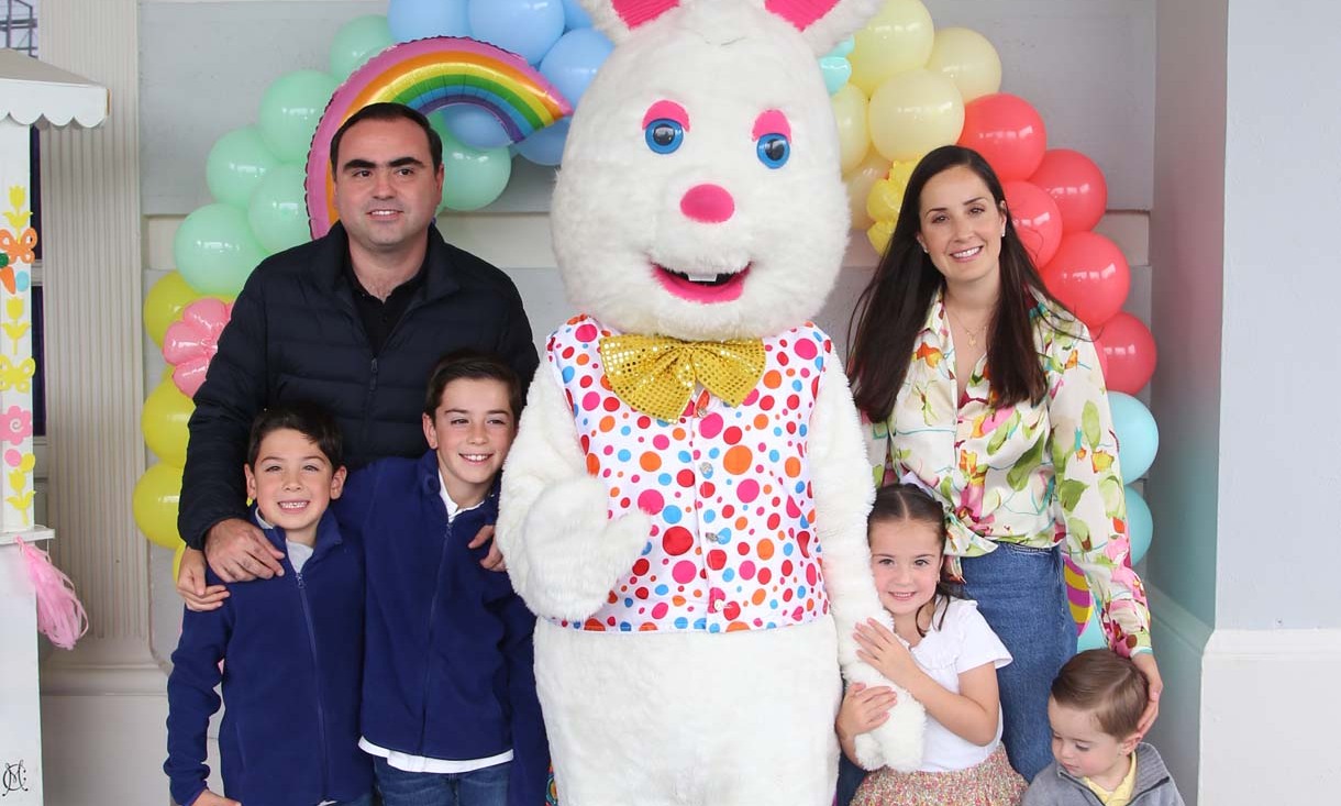 Carlos Jiménez, Mónica Martínez, Andrés Jiménez, Diego Jiménez, Sofia Jiménez y Federico Jiménez  / Foto: Roberto Alvarado