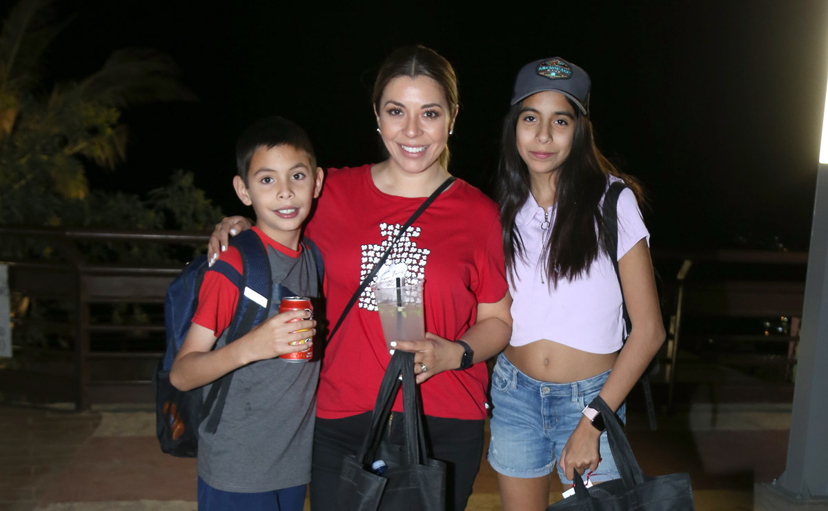 Javier, Carolina e Isabella