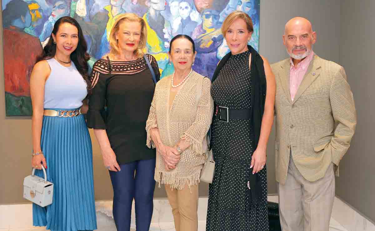 Karla Saldaña, María Elena Bolson, Rosario Zambrano, Sandra Gojon y Alberto Villarreal / Fotos: Daniel Saldívar