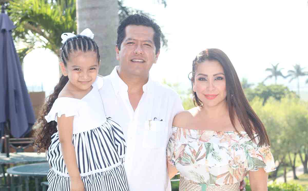 Ana Santana, Miguel Ángel Santana e Ivonne Bacerott / Foto: Dennis Hernández