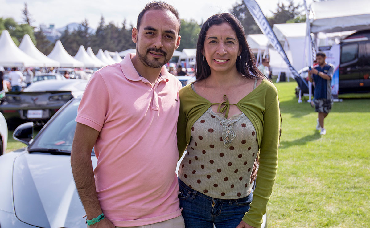Eduardo  Hernández y Melisa Torres