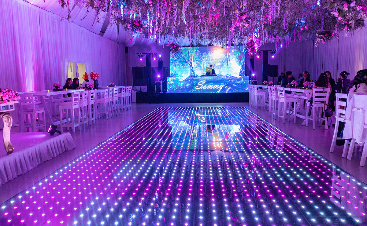 Sammy festejó sus XV en Salón Shanti