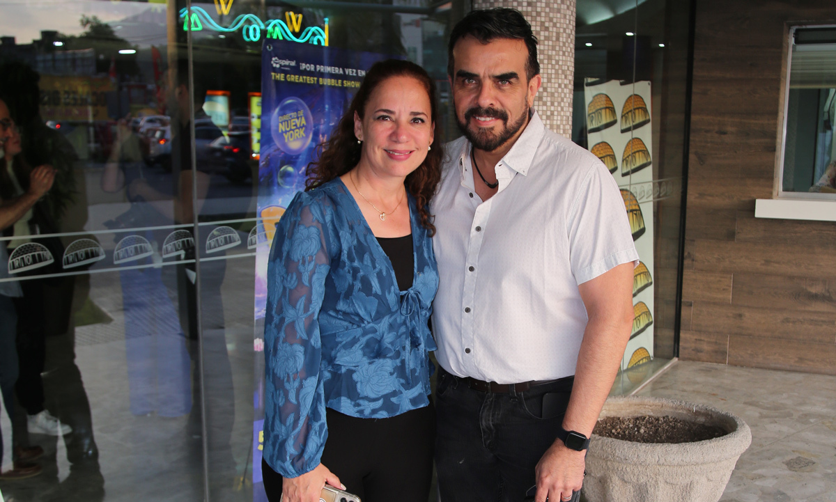 Mayra Bulnes y Carlos Guerra / Foto: Roberto Alvarado