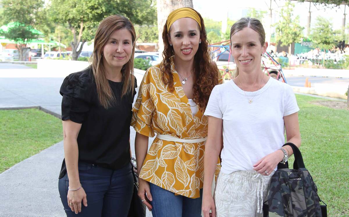 Consuelo Lankenau de Aguirre, Rocío Morales y Ana Laura Mijares