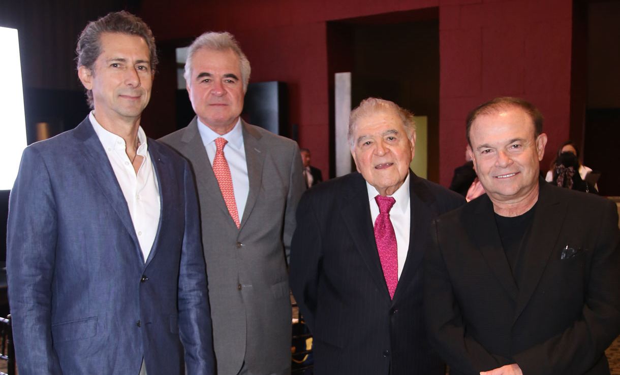 Eduardo Vázquez, Gerardo Chapa, Gerardo Chapa y Mauricio Wapinski