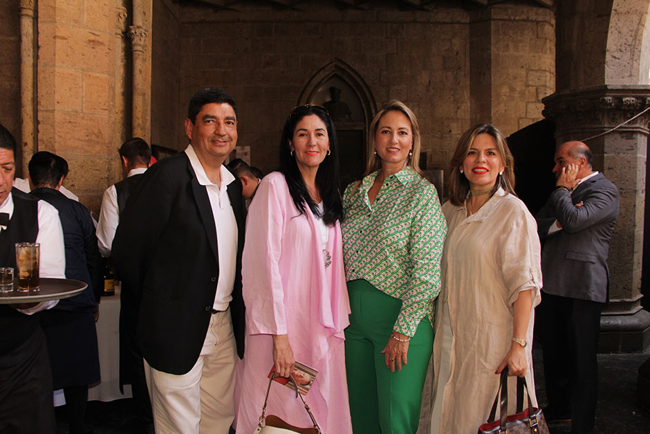 Mauricio Reynoso, Rut Castellanos, Diana Carrandi y Catalina Olea