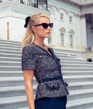 Paris Hilton busca que se apruebe ley contra abuso sexual infantil