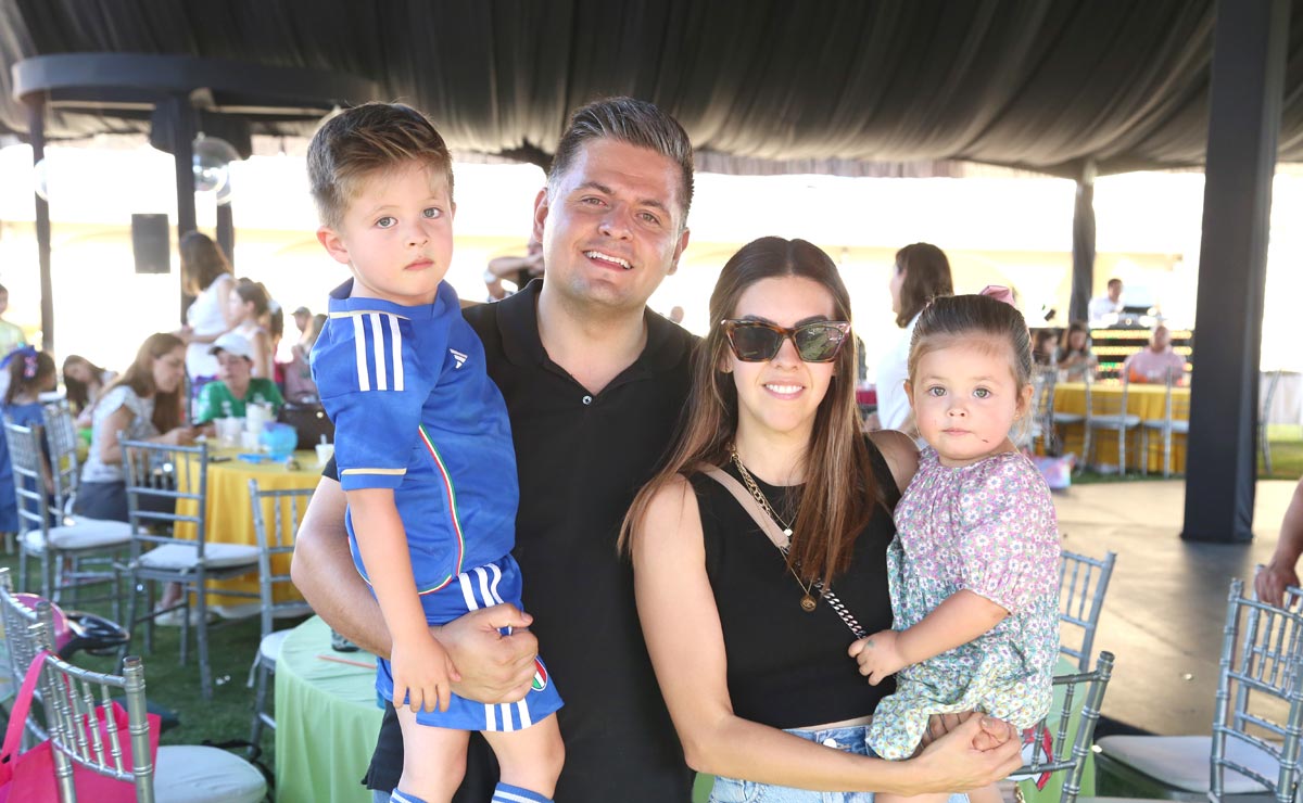 Héctor, Héctor, Brenda y María
