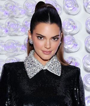 Kendall Jenner impacta con lool transparente en after party de Met Gala (Foto: Getty)