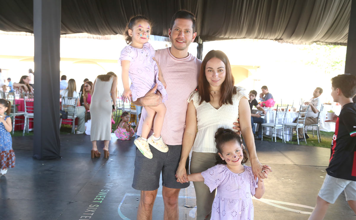 Romina, Héctor, Naty y Alexa