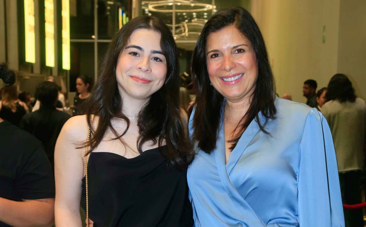 Paloma Cuesta y Lorenia Canavati