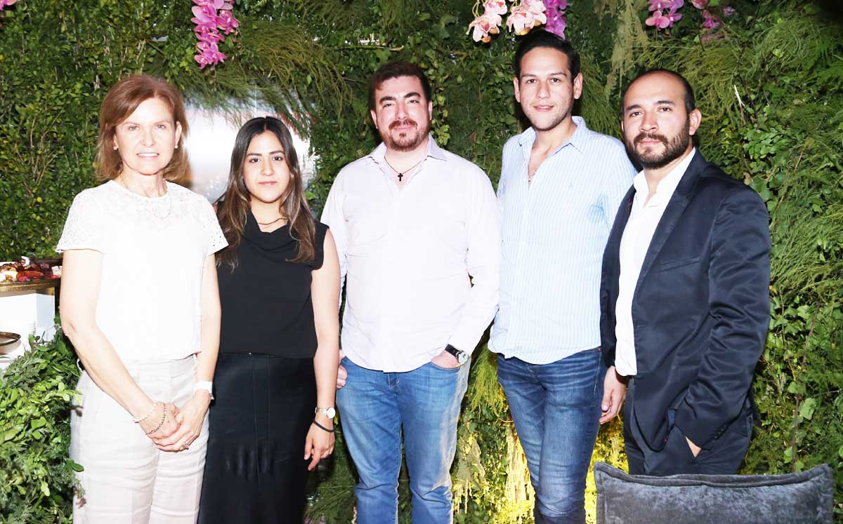 Malena, Blanca, Ramiro, Emilio y José Luis