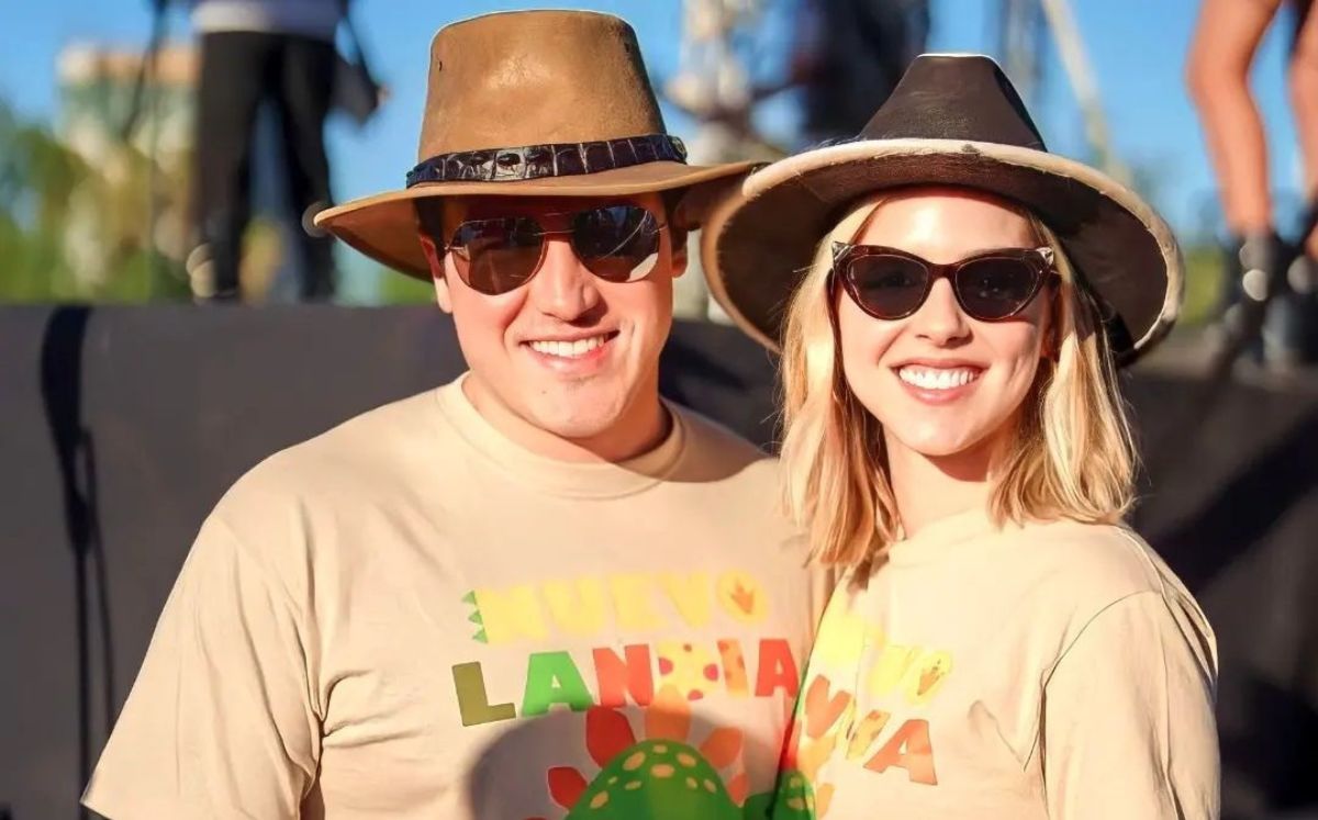 Mariana Rodríguez regresa a los básicos con crop top y pants (Foto: Instagram)