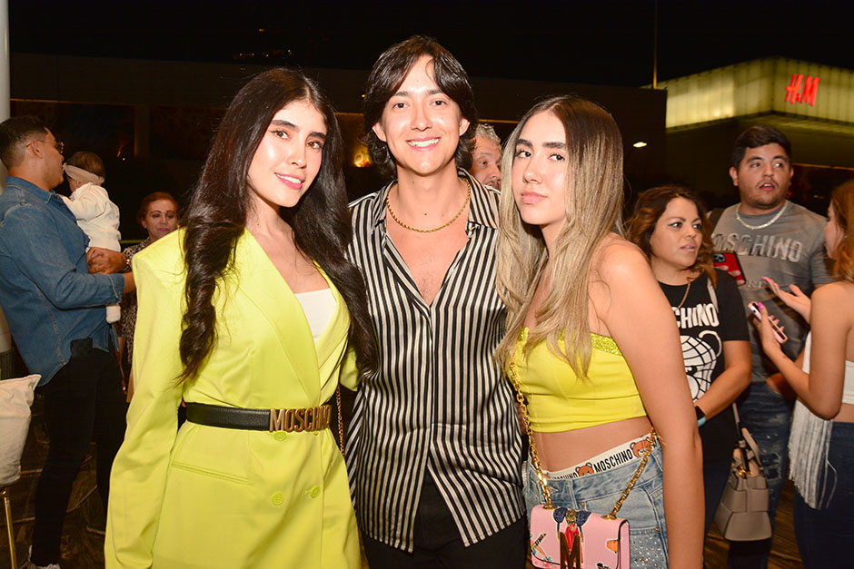 Estefi Parra, Jorge Jiménez y Daniela Parra