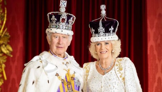 El Rey Carlos confirma nueva monarquía en sus retratos oficiales (Foto: Getty)