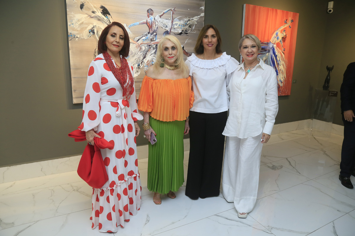 Amalia Lozano de Maiz, Tey González de Salas, Daniella Queirolo y Soraya Rodríguez. Fotos: Omar Valdez