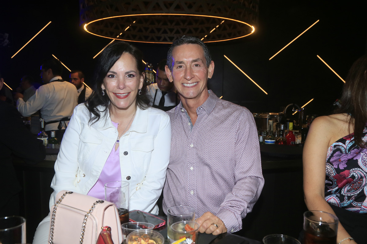 Beatriz Farías y José Saldañza