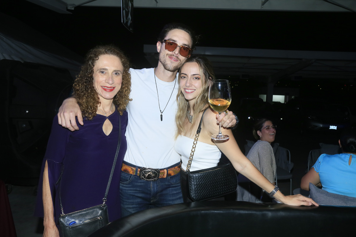 Claudia González, Kike Ruiz y Brenda Fernández