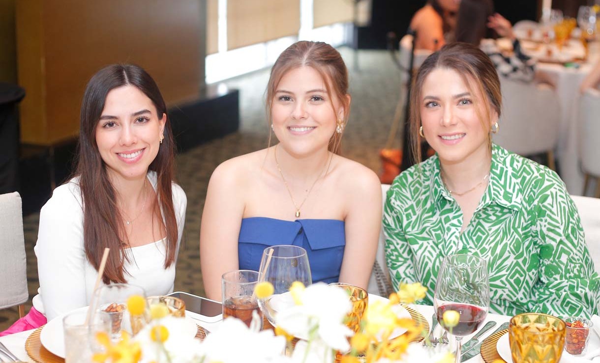 Regina Escamilla, Ana Resines y Carolina Valles