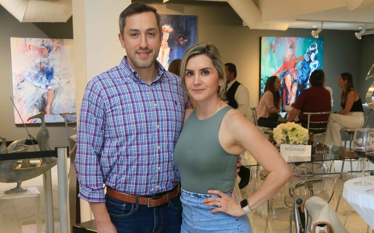 Erick González y Karla Gutíerrez