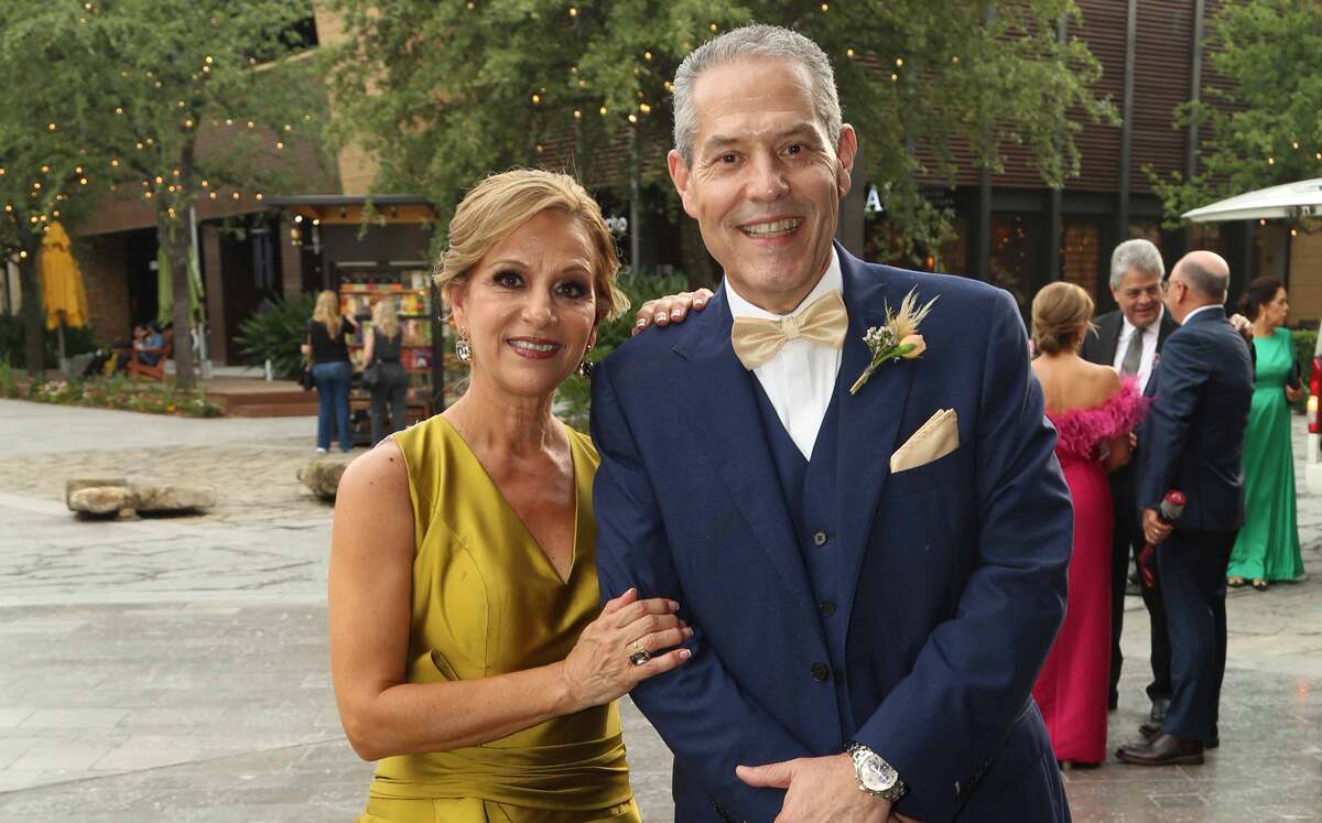 Papás de la Novia. Karla Barragán de Vázquez Mellado y Arturo Vàzquez Mellado