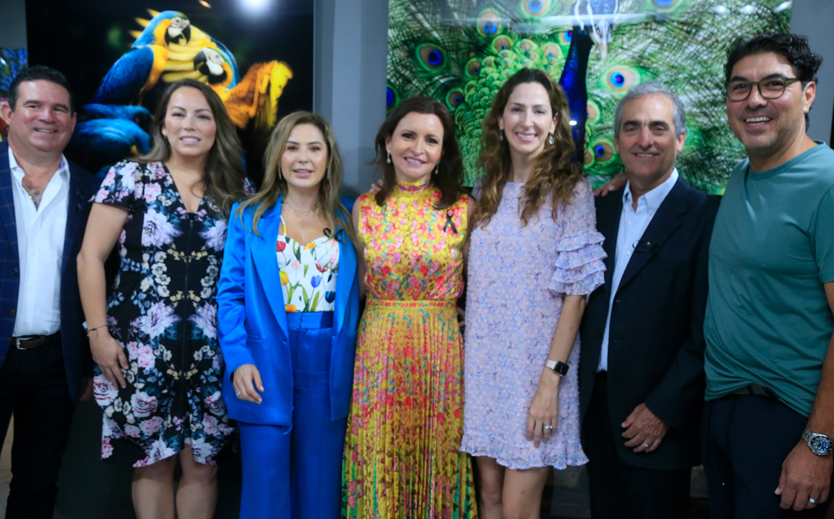 Rodolfo Piñeiro, Daniela Benavides, Cynthia Villarreal, Cordelia Elizondo, Silvia de Belden, Ricardo Rodríguez y Jorge Martínez / Foto: Omar Valdez