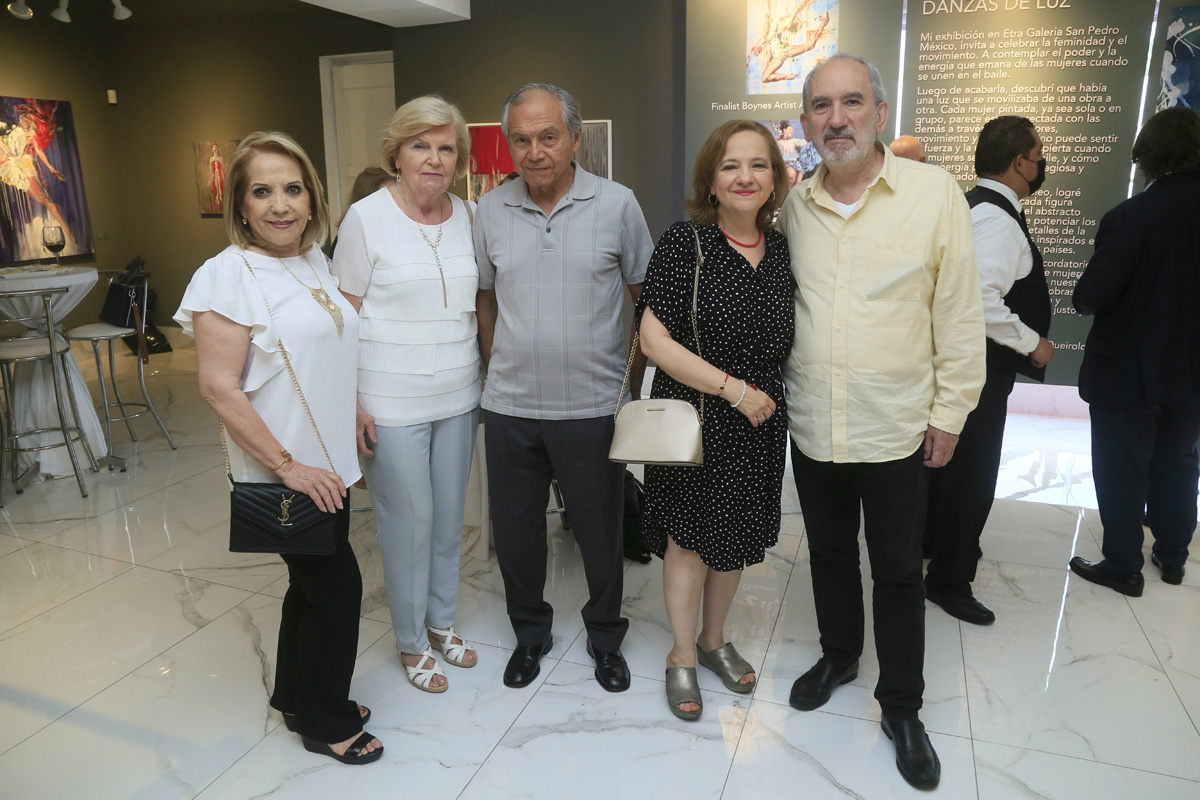 Viky Tijerina de Velarde, Dagmar Ortiz, Gustavo Ortiz, Maru Garza de Quezada y Enrique Quezada