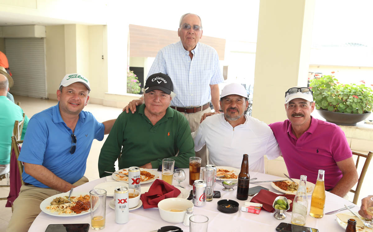 Gerardo, Jesús, Othón, Luis y Héctor