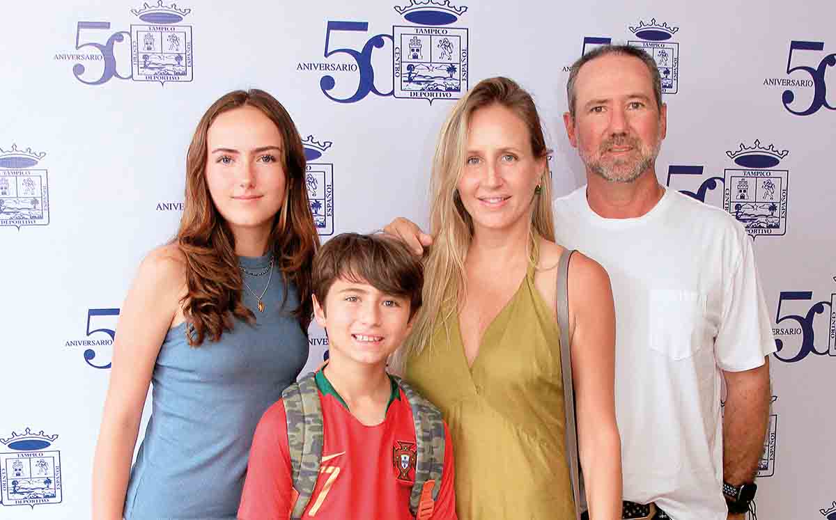 barbára gutiérrez, david gutiérrez, maría josé peláez y chacho gutiérrez