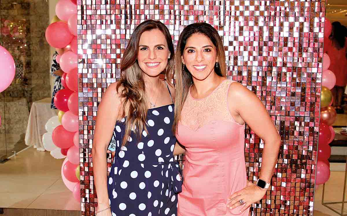 Mónica Lamelas y Rocio Alvizo
