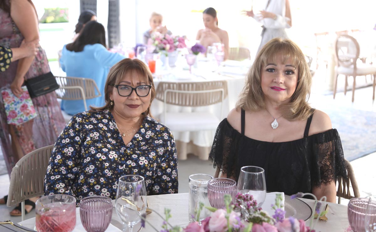 Paula y María