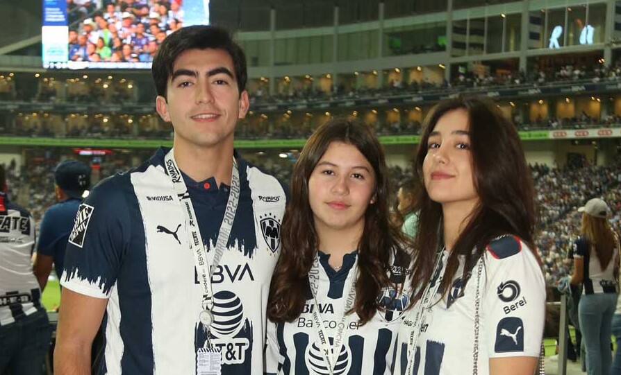 Eugenio Bueno, Paula Bueno y Marian Lombar