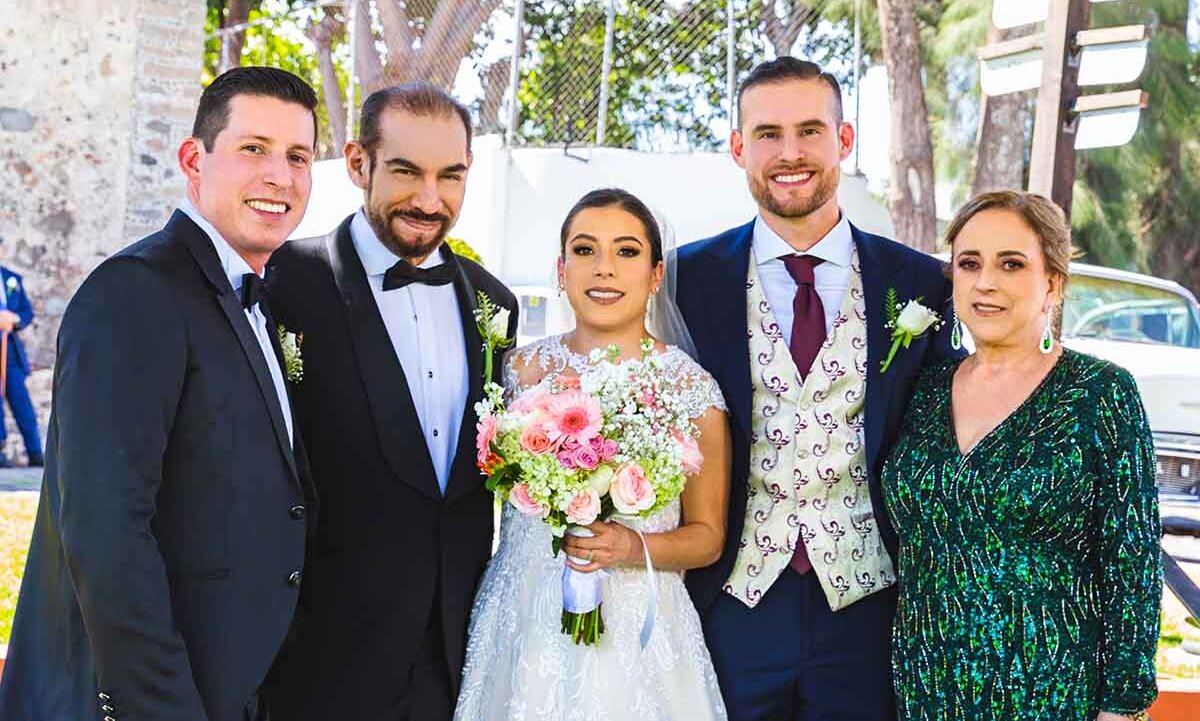 Jaime Centurión, Jaime Centurión Padre, Gaby Castillo, Oliver Centurión y Arcelia Batres
