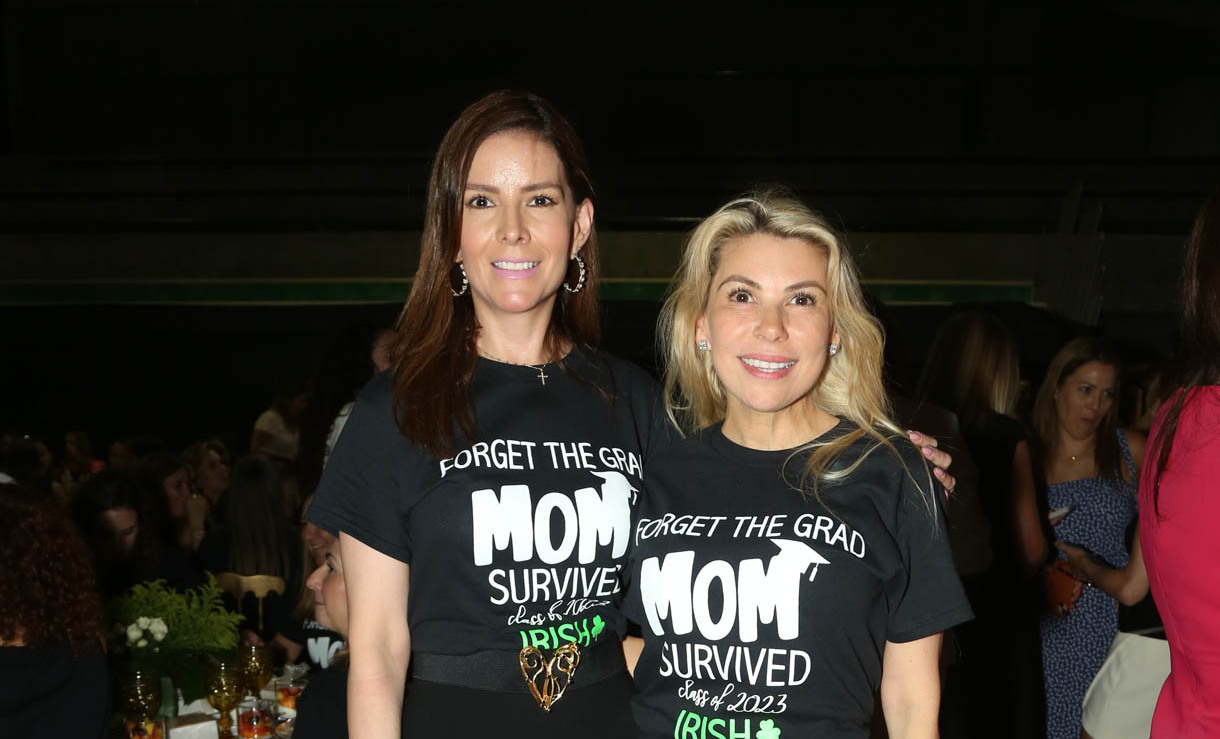 Mónica Martínez y Roberta Barrera de Selem