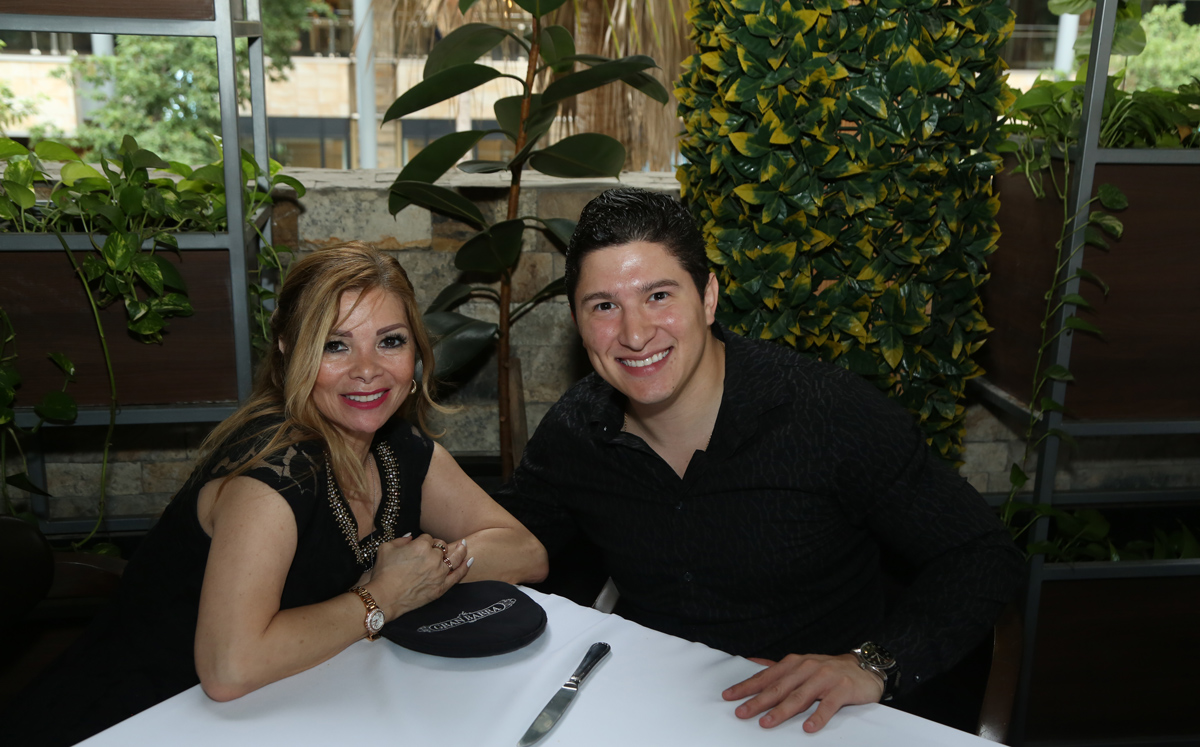 Alma Zendejas y César Lozano Jr. / Foto: Roberto Alvarado