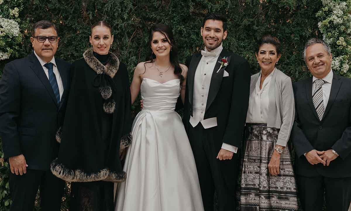 Oscar y Mavis Chain, Hugo Chain y Lizette Chain