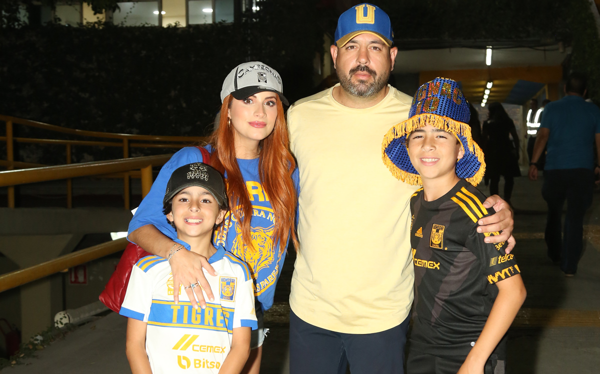 Emiliano González, Pamela Manzur, Mauricio González y Mauricio González / Foto: Roberto Alvarado
